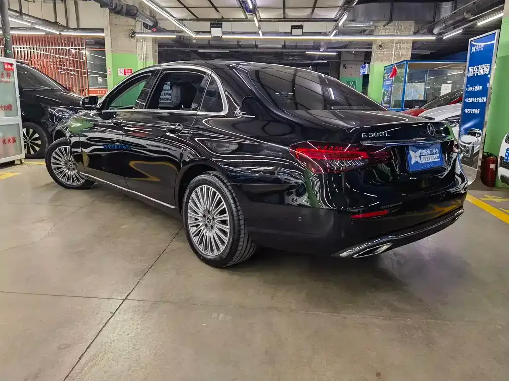 Mercedes-Benz E-Class 2023 из CN, фото 5