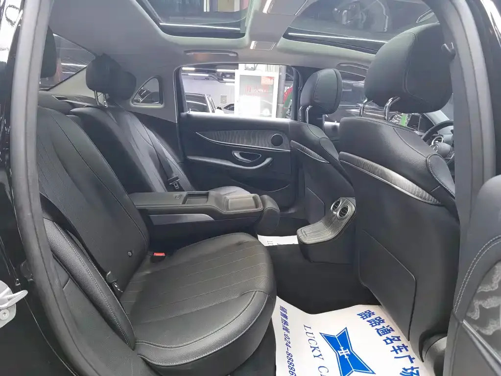 Mercedes-Benz E-Class 2023 из CN, фото 6