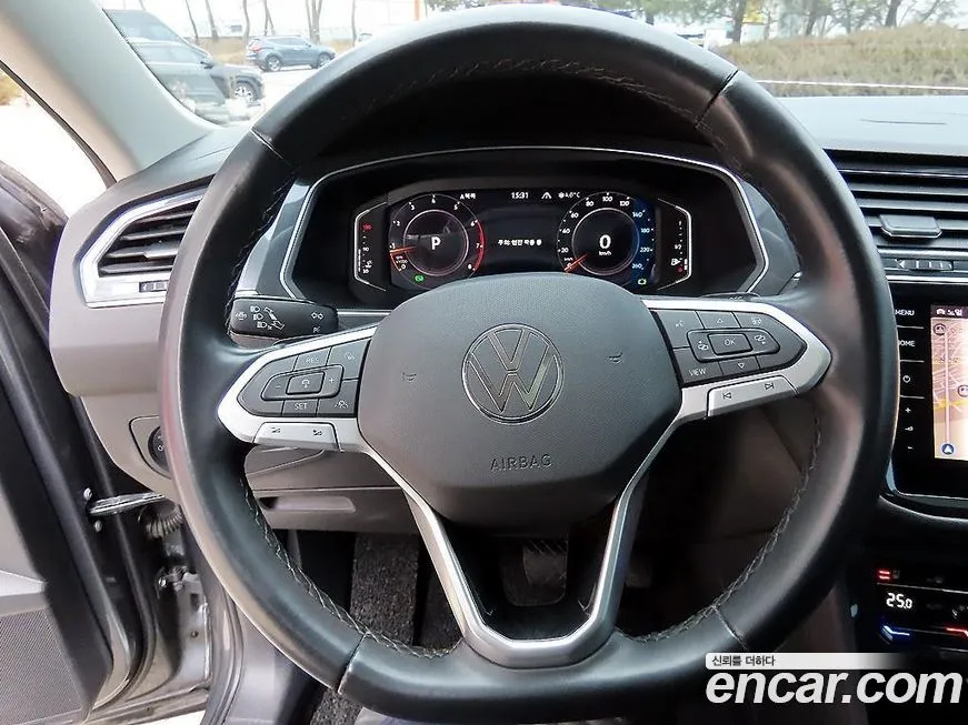 Volkswagen Tiguan 2023 из KR, фото 7