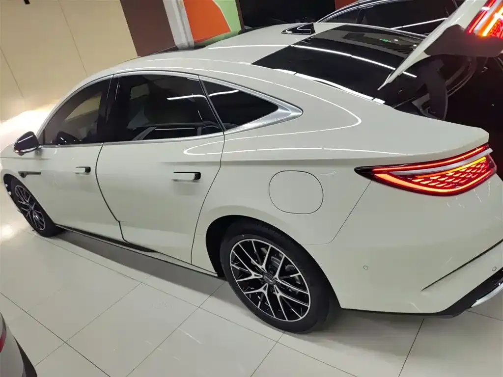 BYD Seal 07 DM-i 2025 из CN, фото 5