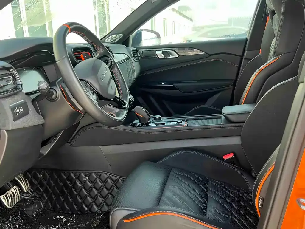 Lynk & Co 02 Hatchback 2022 из CN, фото 4