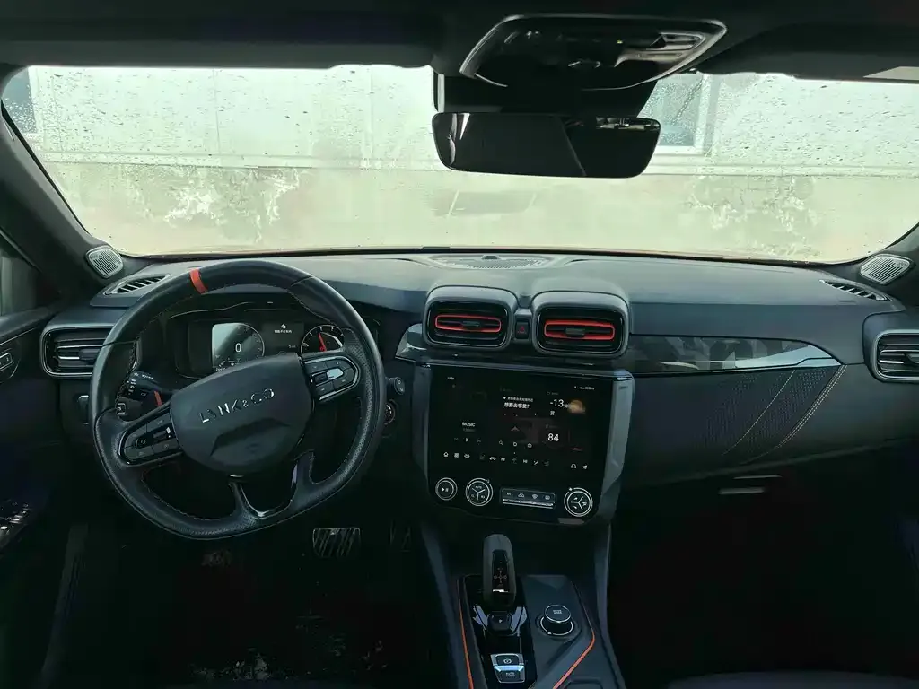 Lynk & Co 02 Hatchback 2022 из CN, фото 6