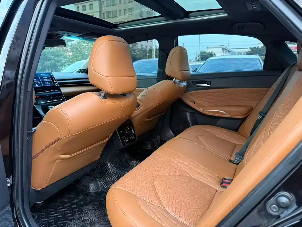 Toyota Avalon 2021 из CN, фото 7