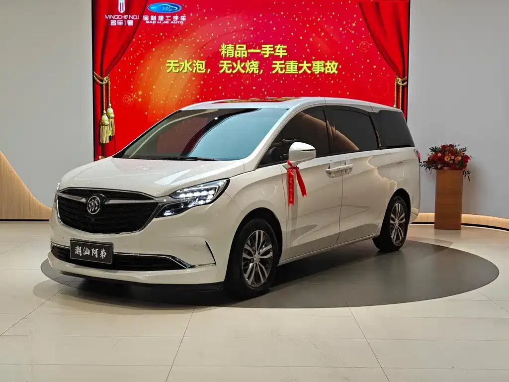 Buick GL8 2023 из CN, фото 1