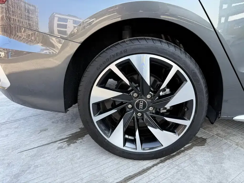 Audi A3 2024 из CN, фото 9
