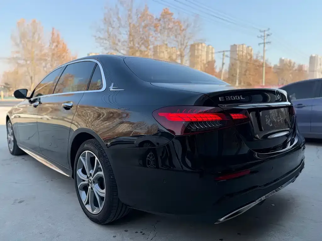 Mercedes-Benz E-Class 2022 из CN, фото 2