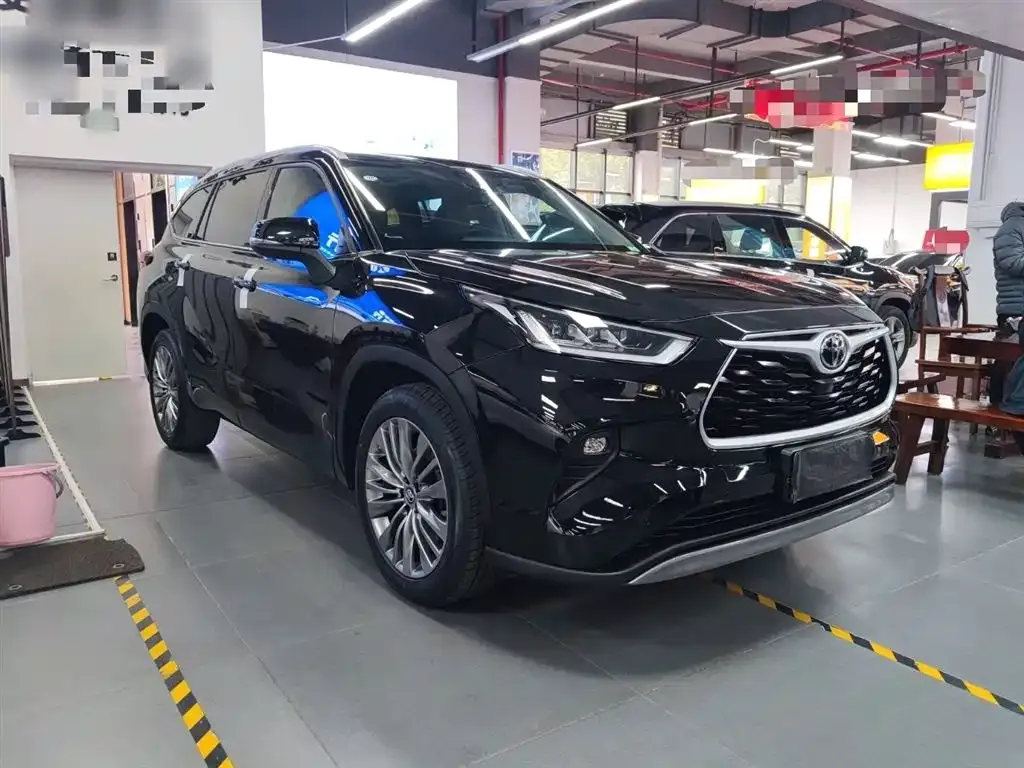 Toyota Highlander 2023 из CN, фото 4
