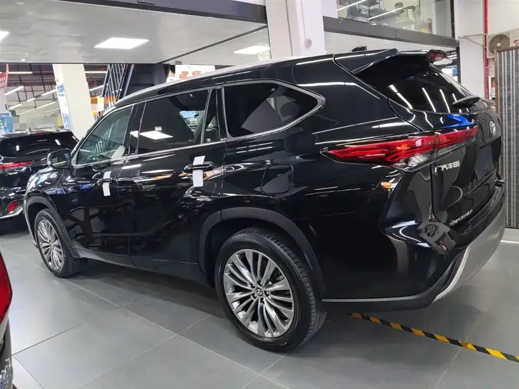 Toyota Highlander 2023 из CN, фото 7