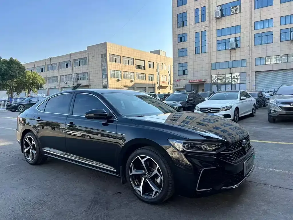 Volkswagen Passat 2024 из CN, фото 2