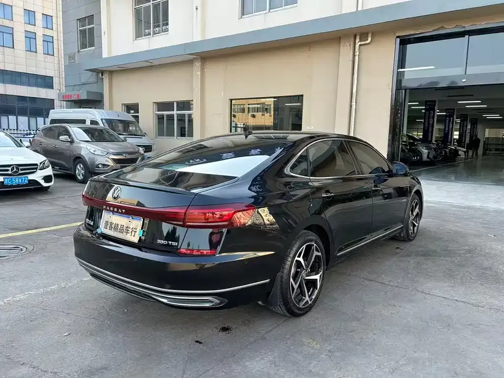 Volkswagen Passat 2024 из CN, фото 9