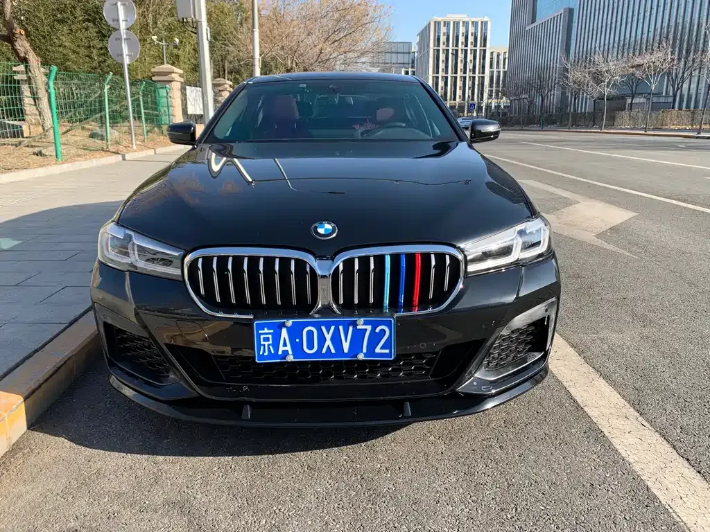 BMW 5 Series 2023 из CN, фото 5