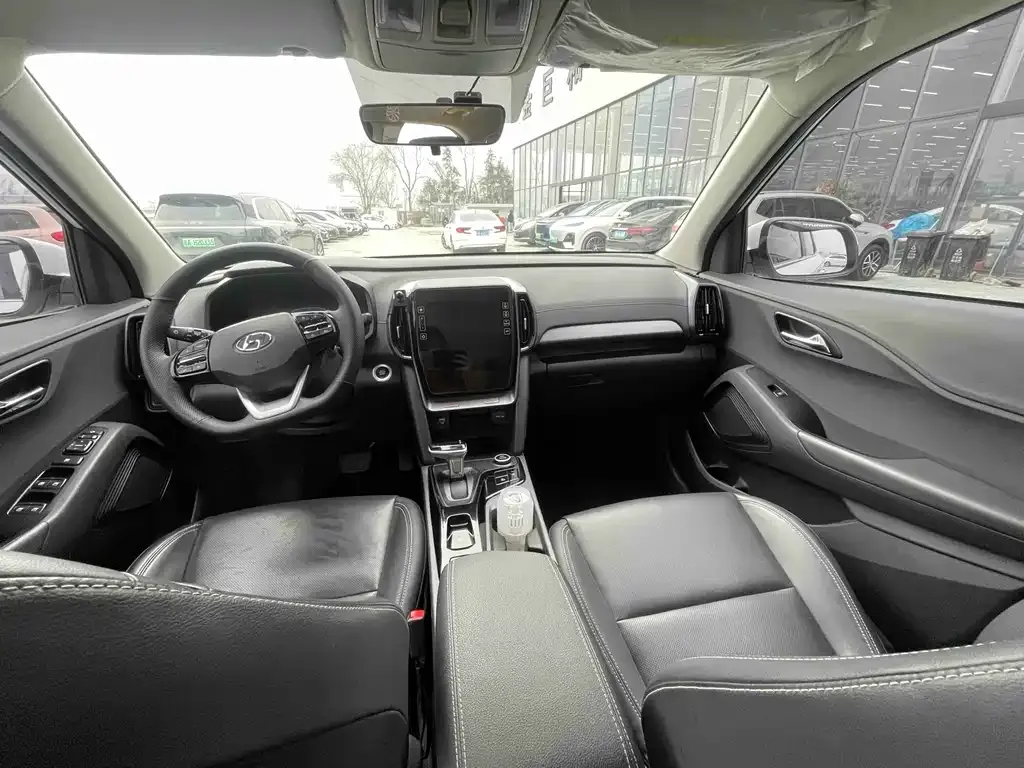 Hyundai ix35 2023 из CN, фото 8