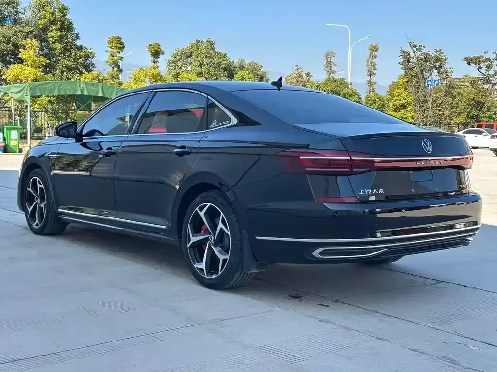 Volkswagen Passat 2025 из CN, фото 7