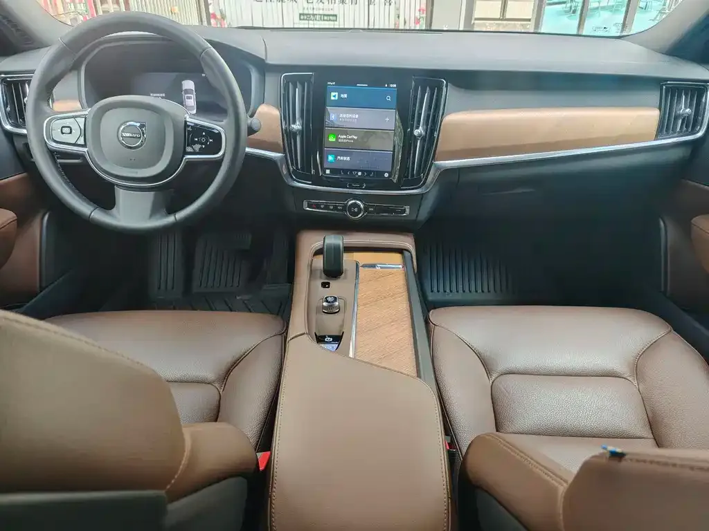Volvo S90 2024 из CN, фото 6