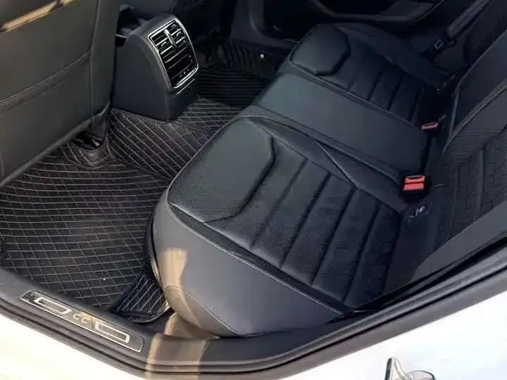 Volkswagen CC 2024 из CN, фото 4