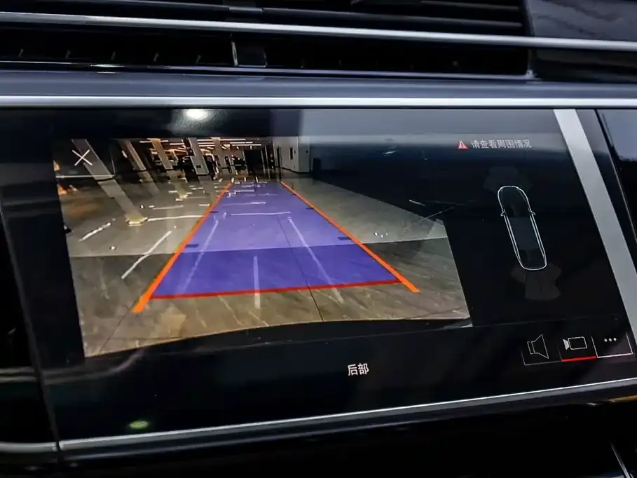 Audi A8 2022 из CN, фото 6