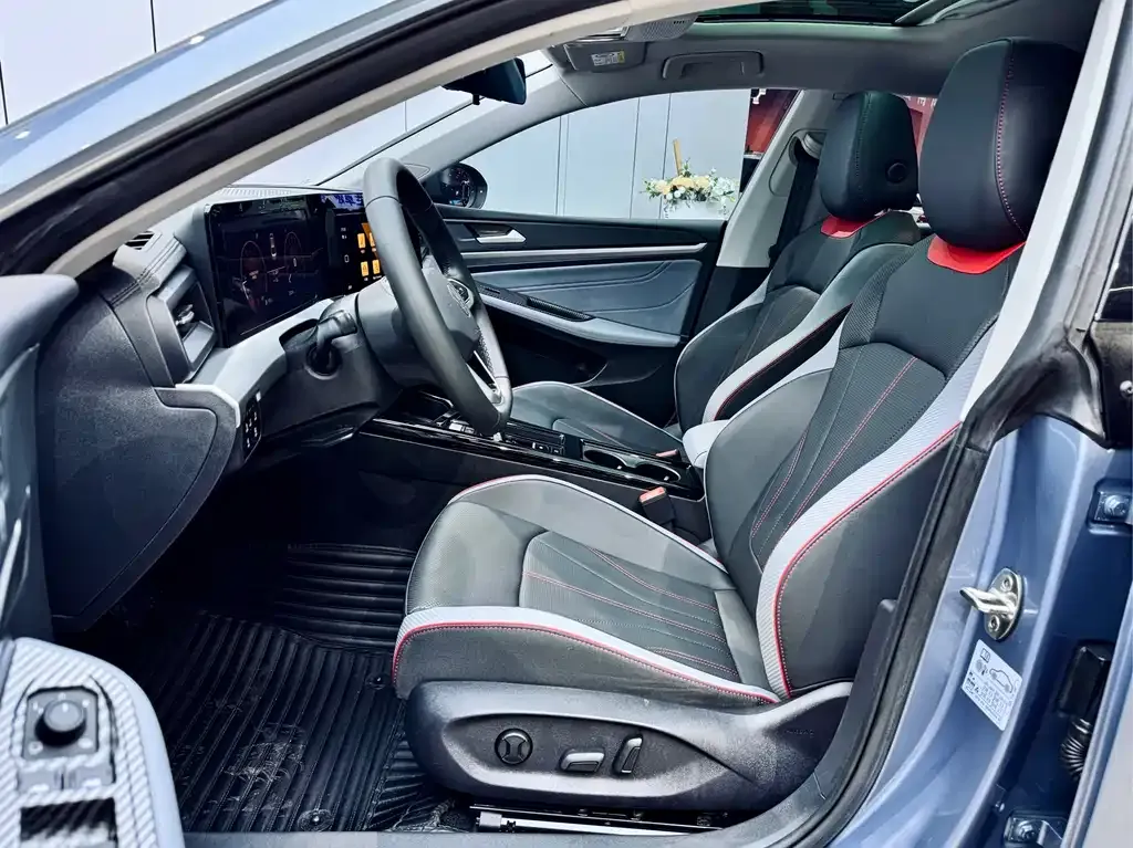Volkswagen Lamando 2022 из CN, фото 9