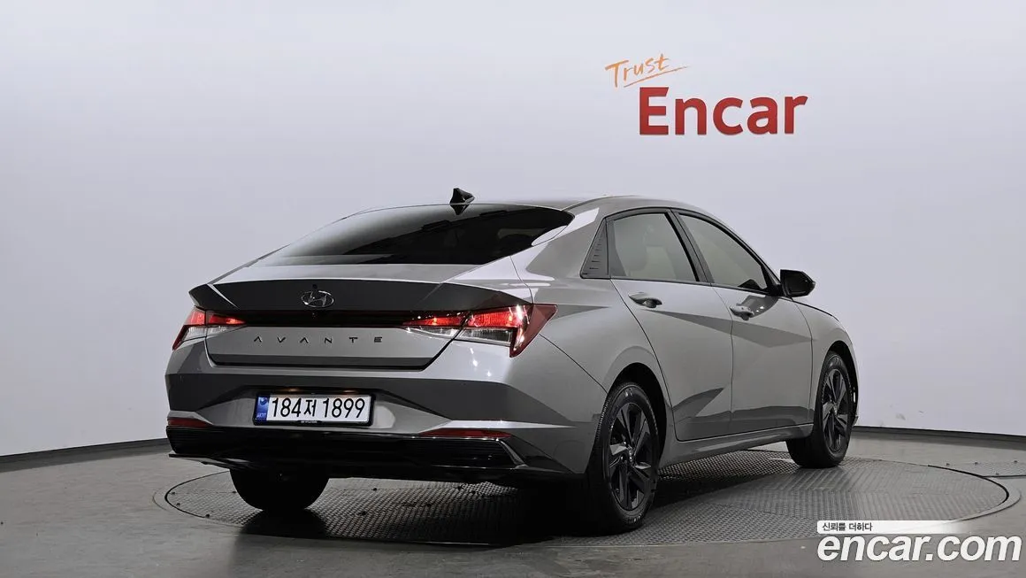 Hyundai AVANTE 2023 из KR, фото 4