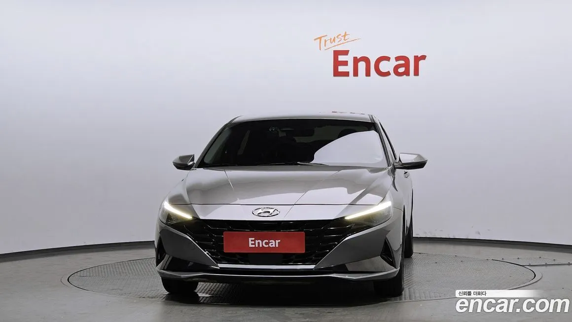Hyundai AVANTE 2023 из KR, фото 2
