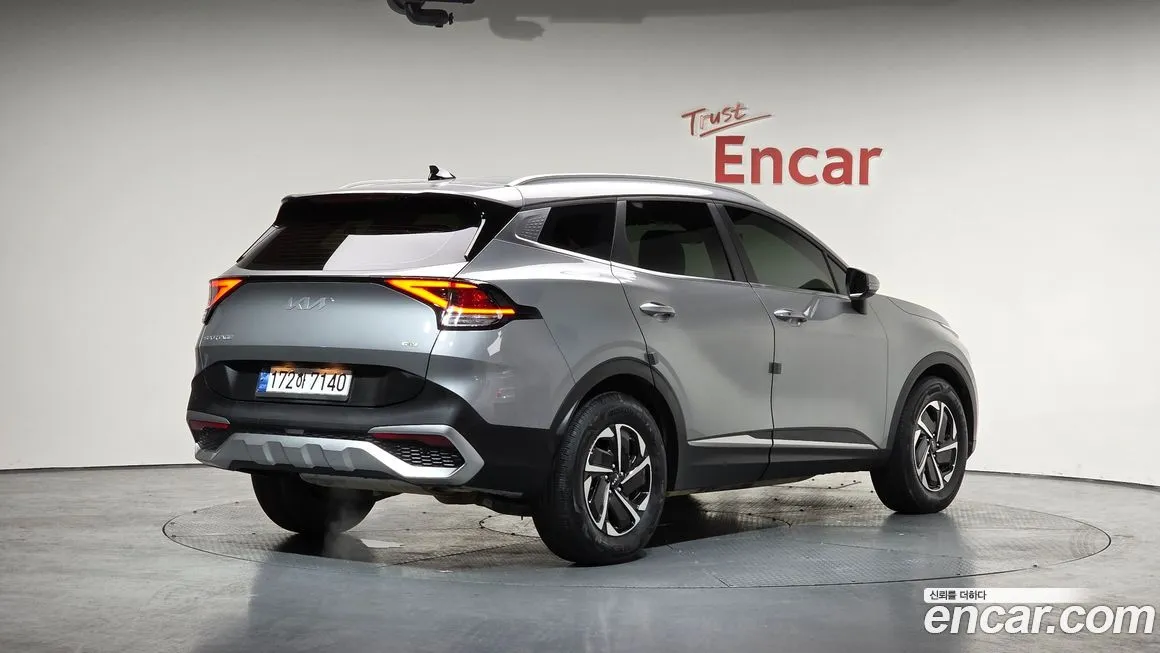 Kia Sportage — фото 7