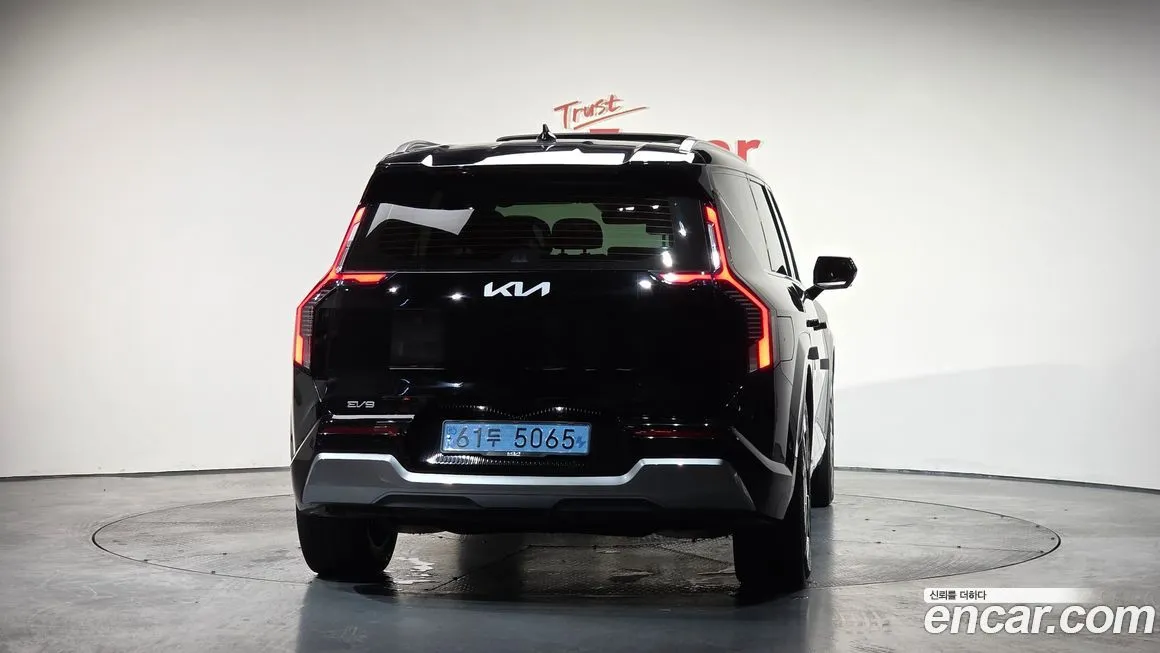 Kia EV9 2024 из KR, фото 4
