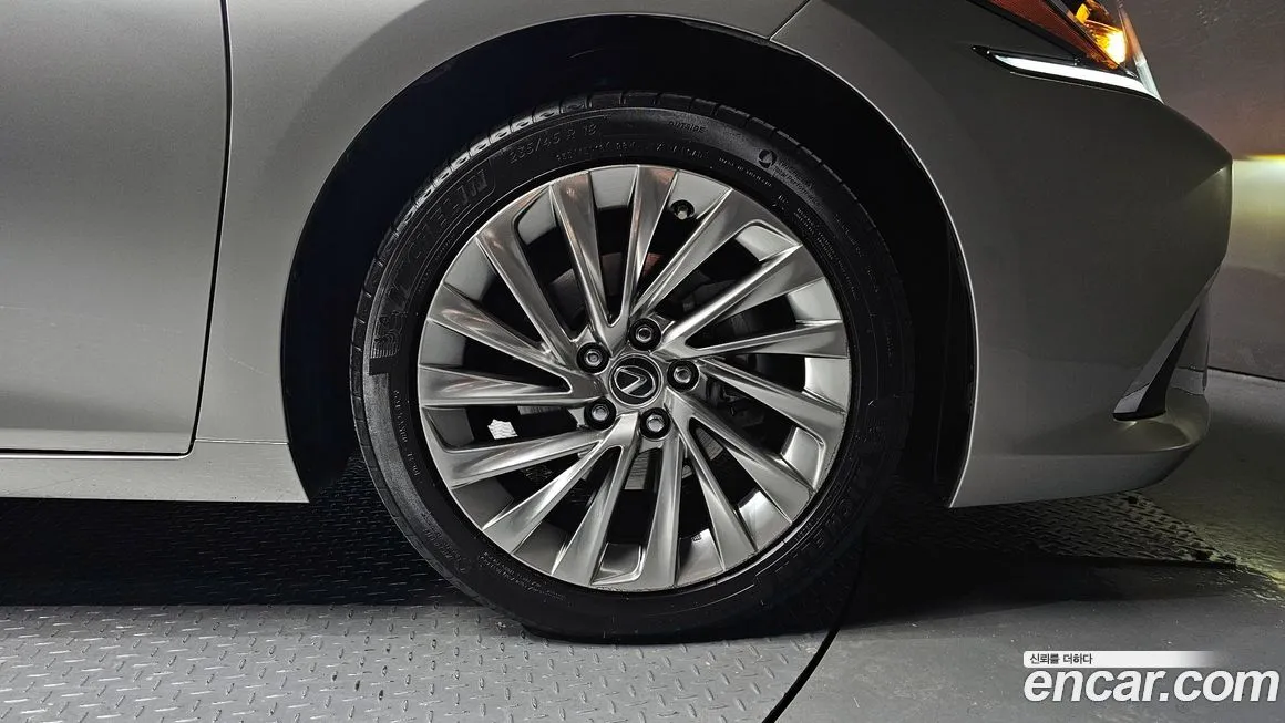 Lexus ES 2022 из KR, фото 7