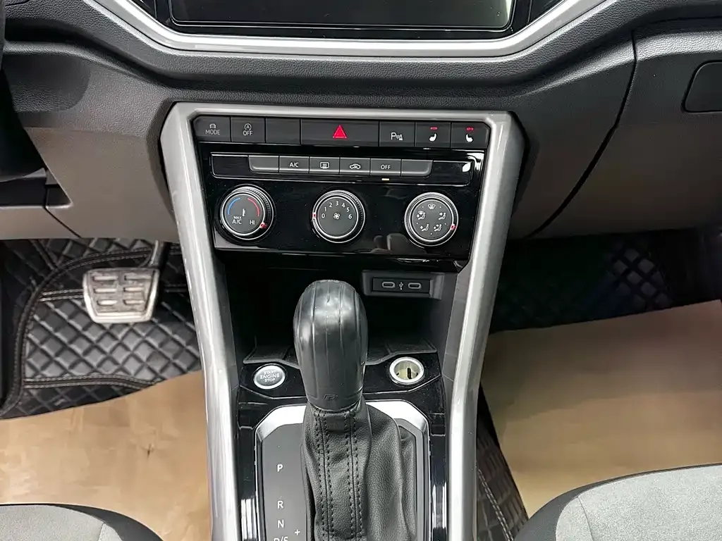 Volkswagen T-Roc 2021 из CN, фото 7