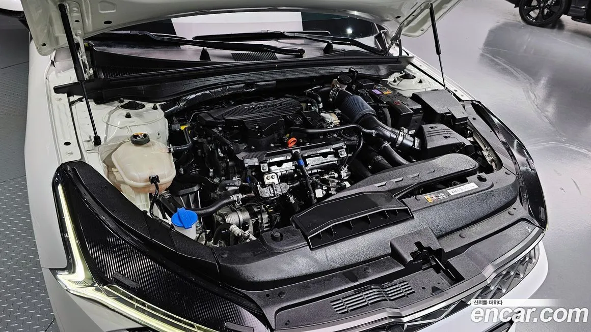 Kia K5 2023 из KR, фото 5