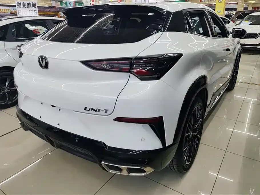 Changan UNI-T 2023 из CN, фото 6