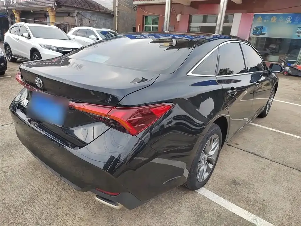 Toyota Avalon 2022 из CN, фото 9