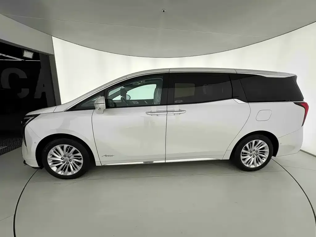 Buick Century 2024 из CN, фото 4