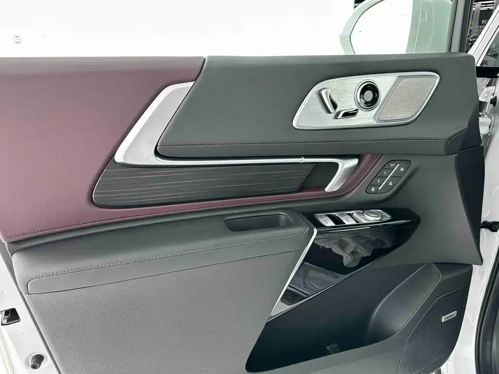 Buick Century 2024 из CN, фото 6
