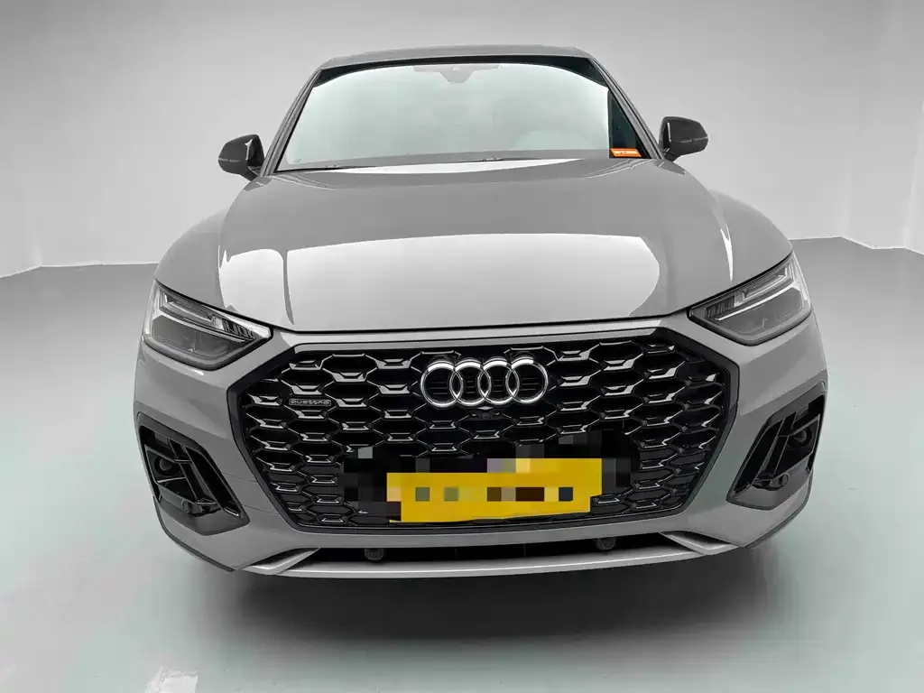 Audi Q5L Sportback 2021 из CN, фото 4