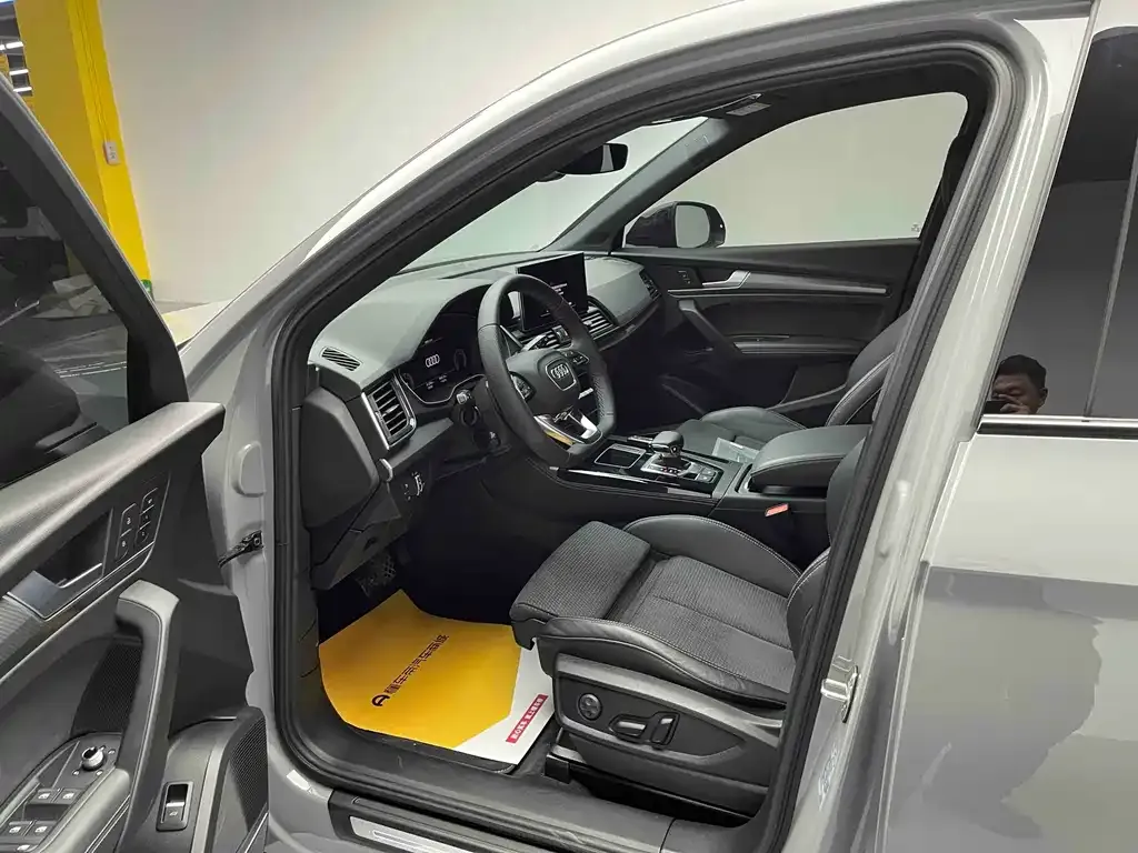 Audi Q5L Sportback 2021 из CN, фото 7