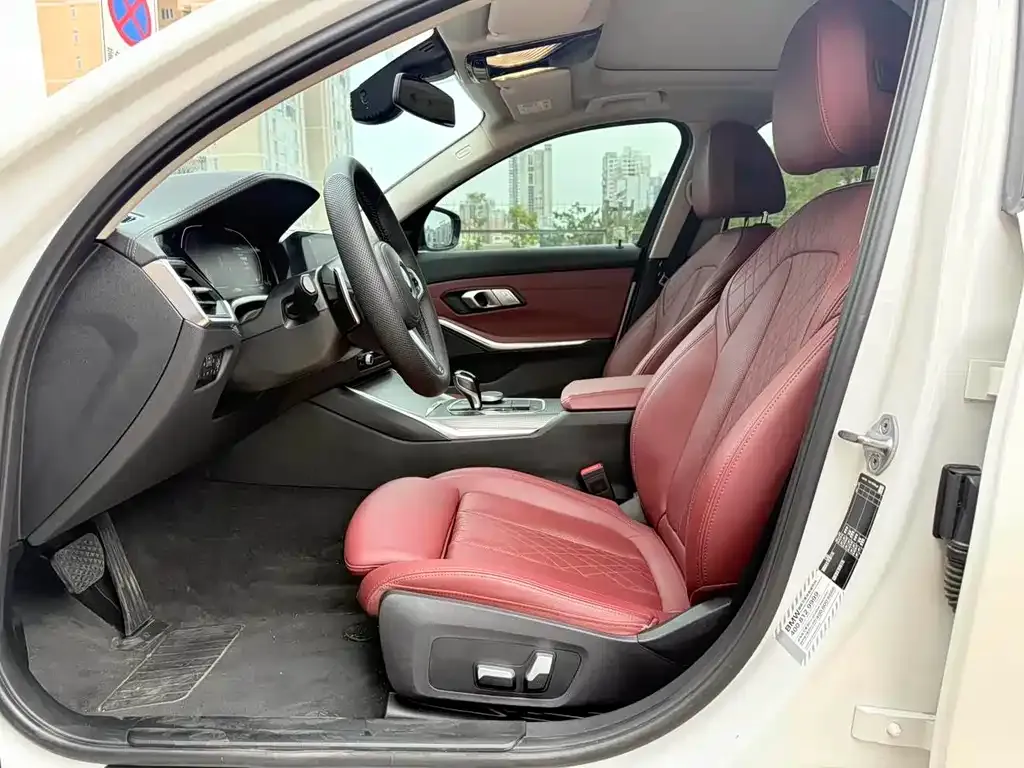 BMW 3 Series 2022 из CN, фото 5