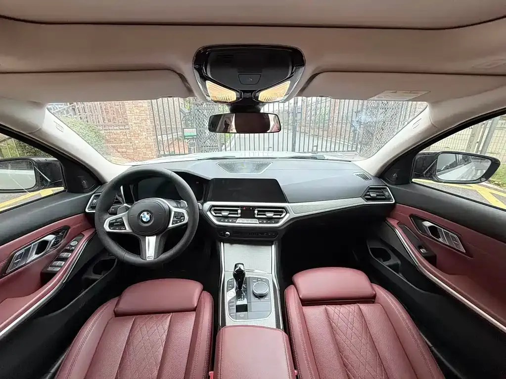 BMW 3 Series 2022 из CN, фото 3