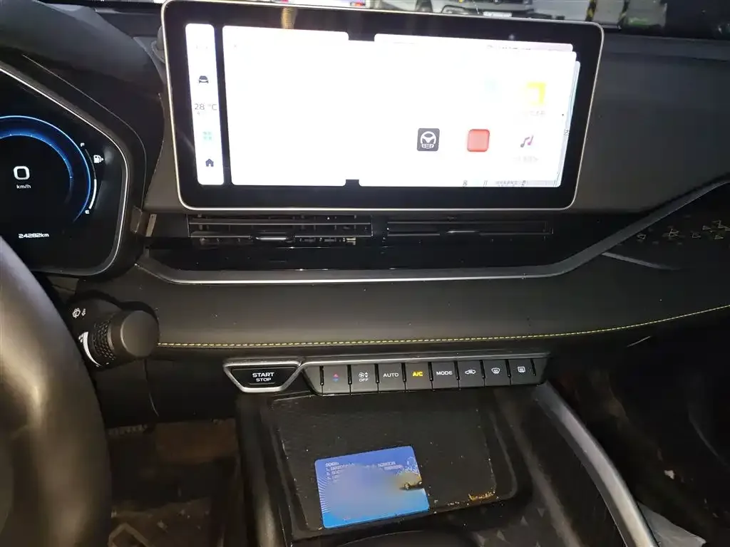 Geely Xingrui 2024 из CN, фото 4