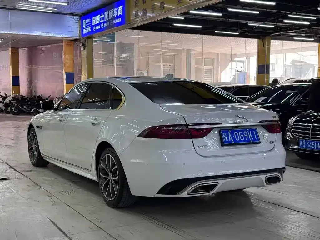 Jaguar XFL 2022 из CN, фото 7