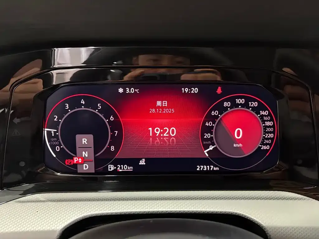 Volkswagen Golf 2022 из CN, фото 6