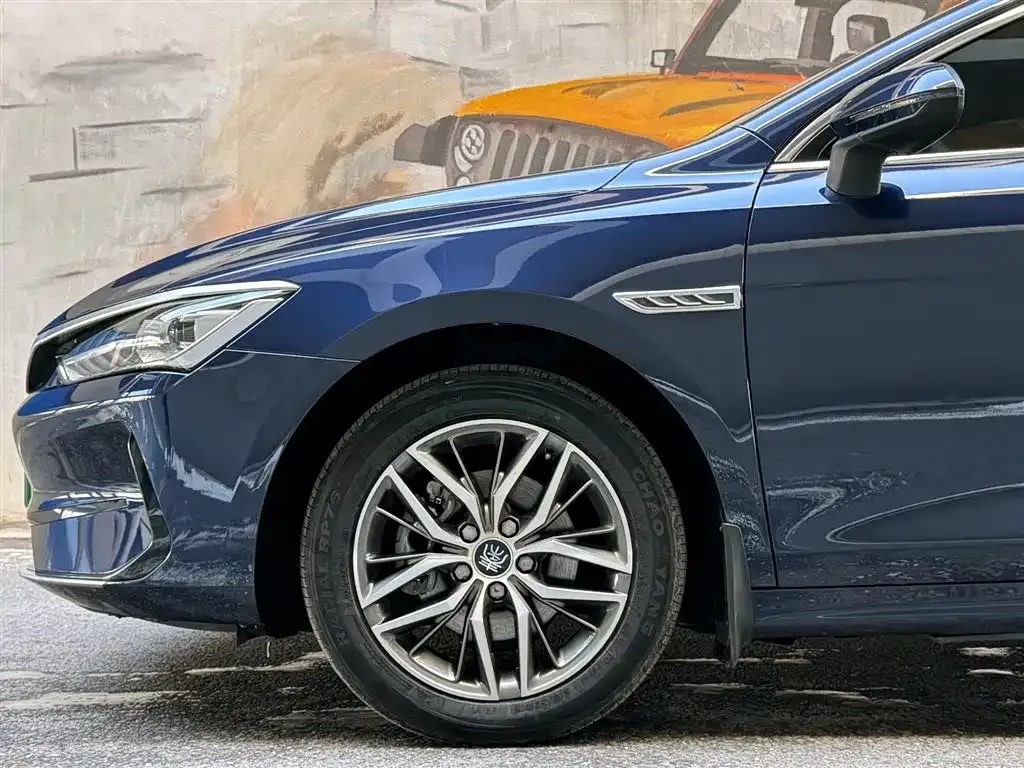 BYD Qin PLUS 2023 из CN, фото 3