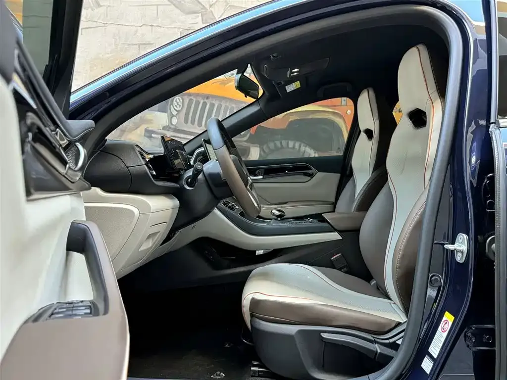 BYD Qin PLUS 2023 из CN, фото 10