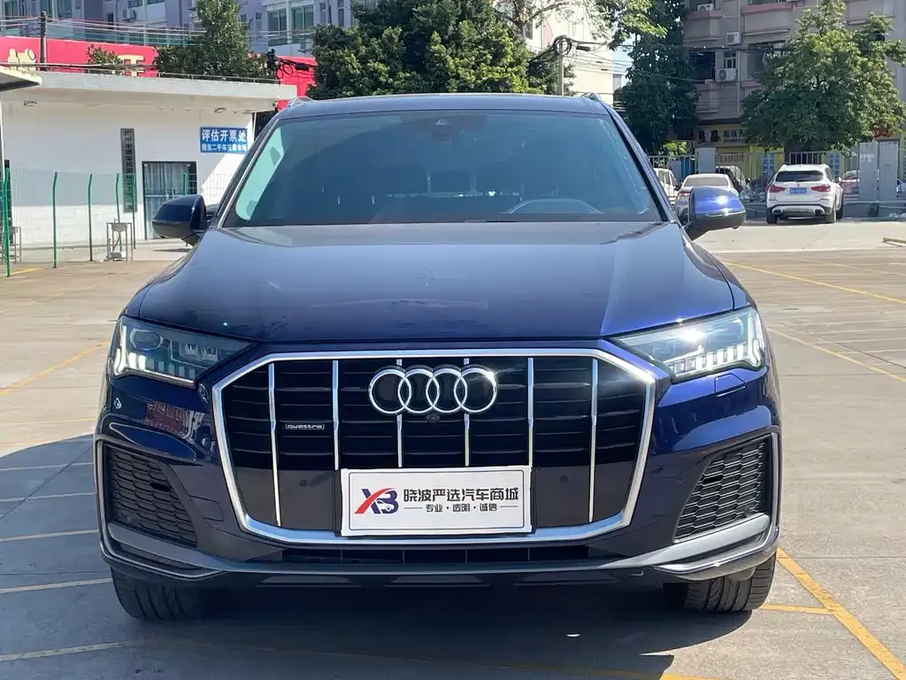 Audi Q7 2021 из CN, фото 3