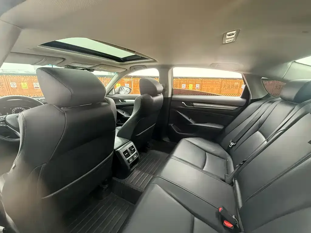 Honda Accord 2022 из CN, фото 4