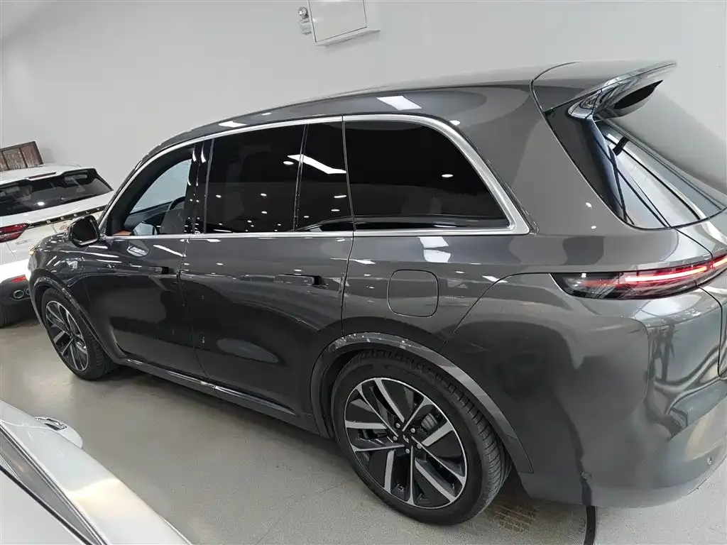 Li Auto L8 2023 из CN, фото 7