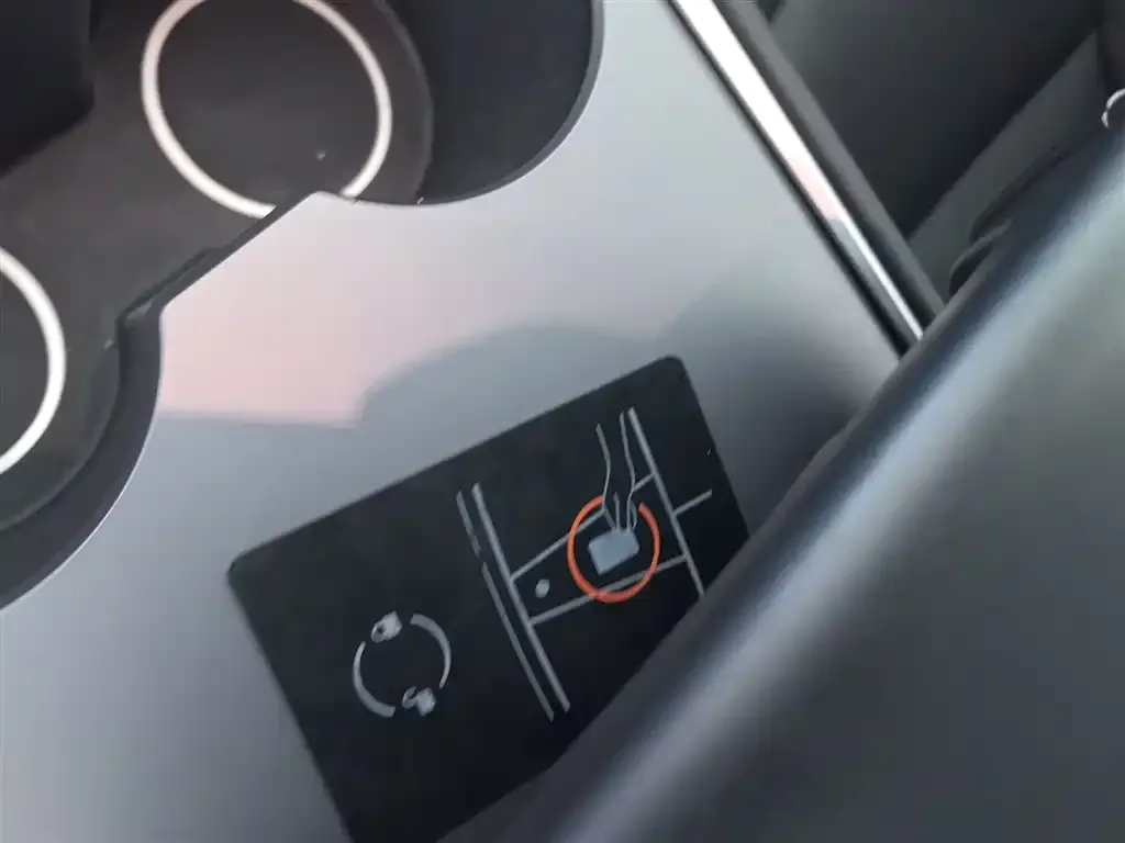 Tesla Model Y 2021 из CN, фото 9