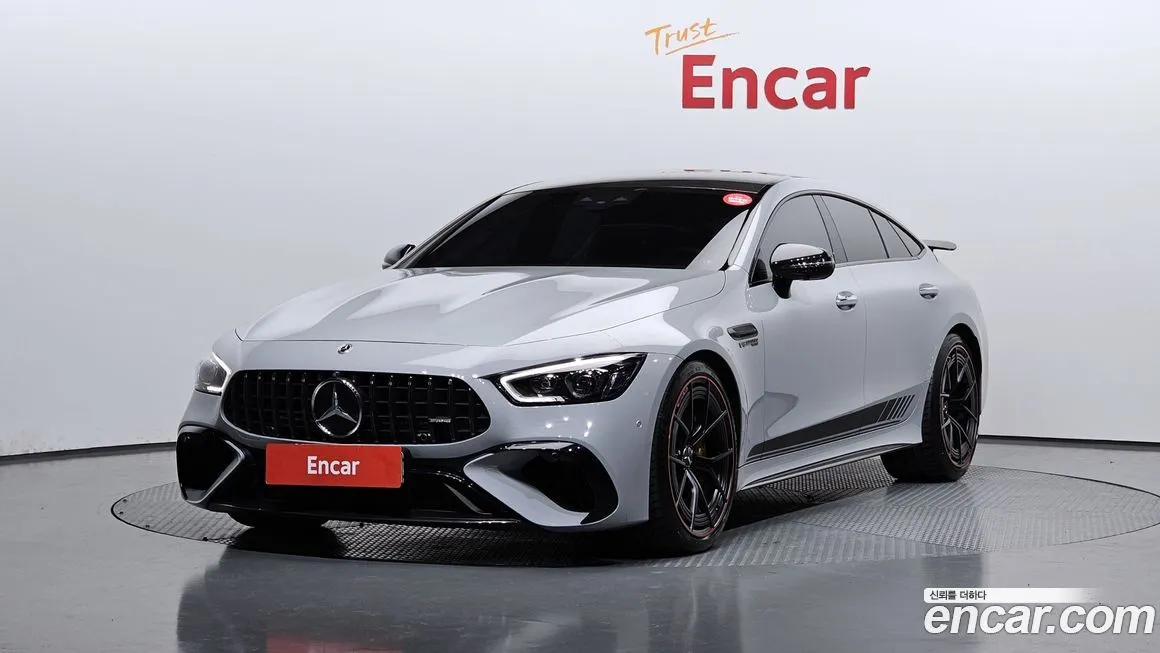 Mercedes-Benz AMG GT — фото 1