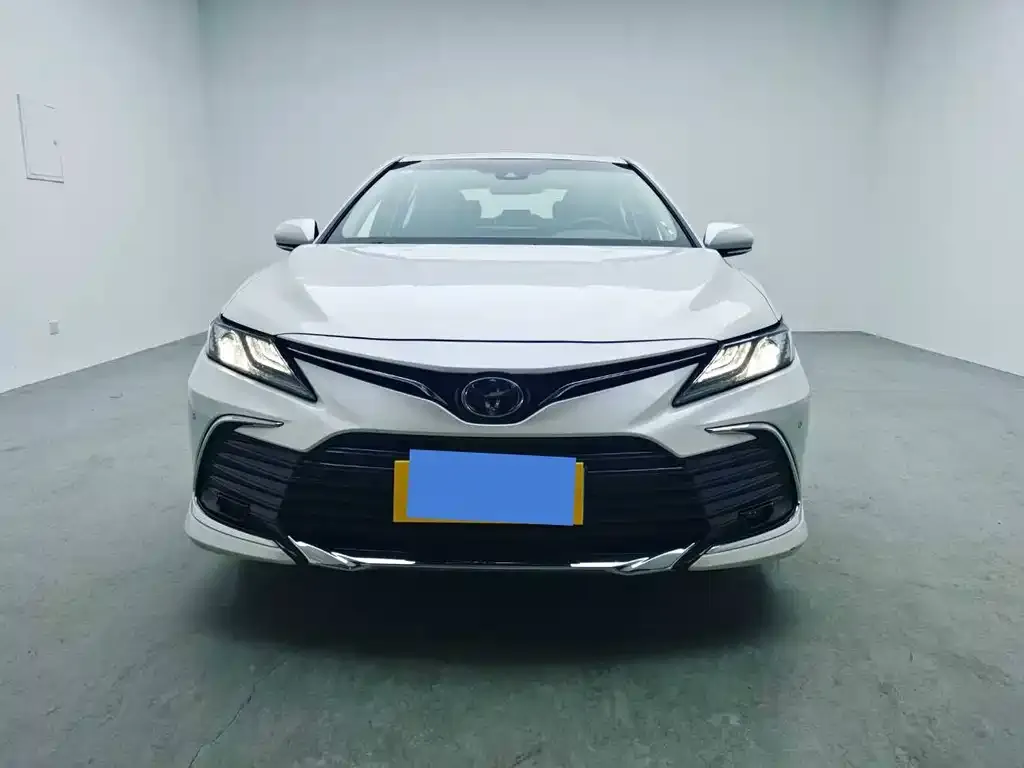 Toyota Camry 2023 из CN, фото 10