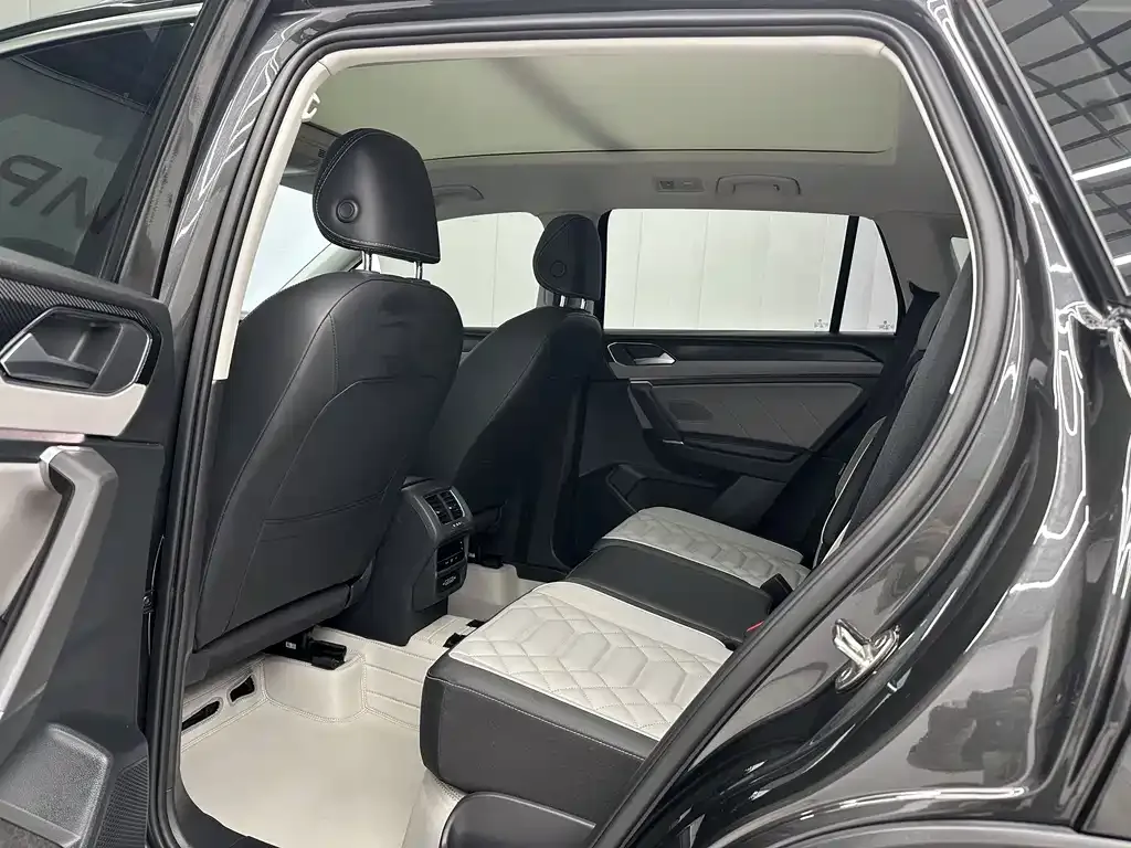 Volkswagen Tayron 2023 из CN, фото 8