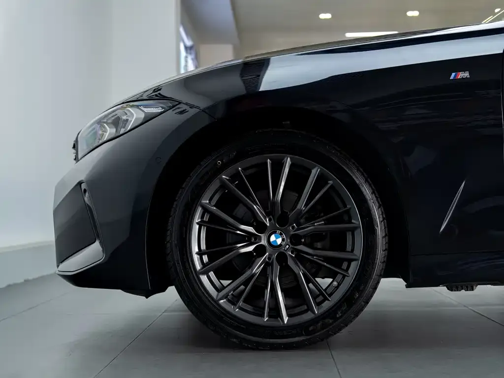 BMW 3 Series 2023 из CN, фото 4