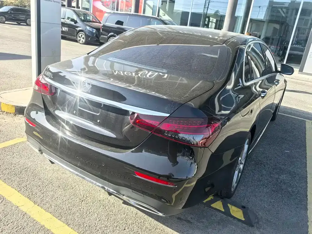 Mercedes-Benz E-Class 2023 из CN, фото 6